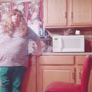 Meet your Posher, Frieda